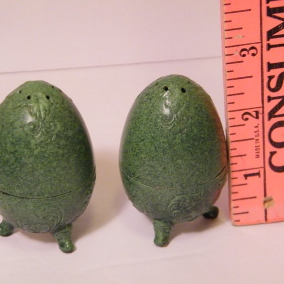 Green Egg Salt and Pepper Shakers - Used as shown - Picture 2 of 4